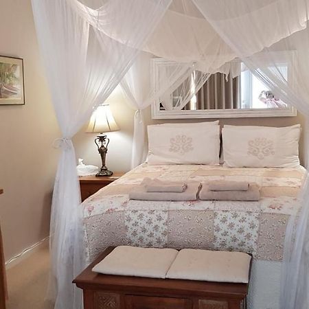 Papillon Guest Suite Simonʼs Town Extérieur photo
