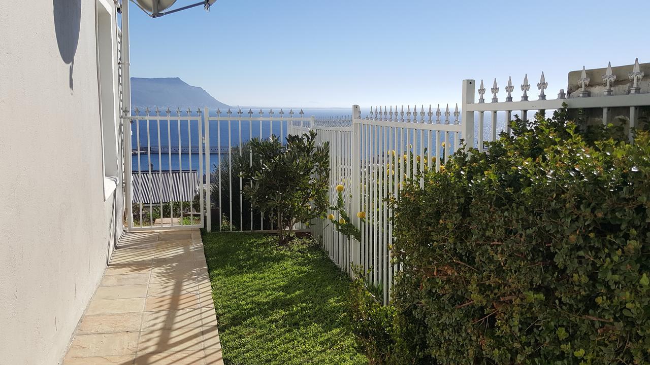 Papillon Guest Suite Simonʼs Town Extérieur photo