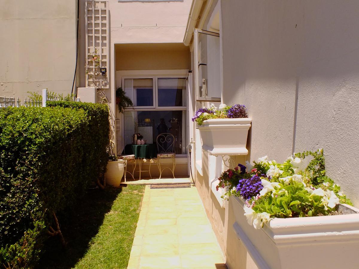 Papillon Guest Suite Simonʼs Town Extérieur photo